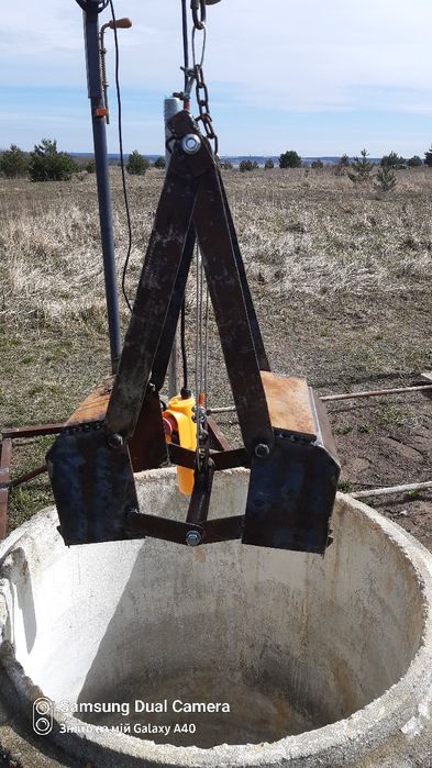 Чистка криниць...