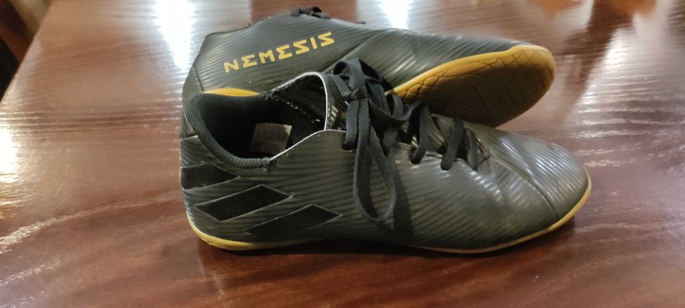 Adidas nemeziz 41.5