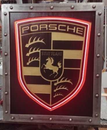 Stylowy Herb Porsche – Podświetlany Obraz LED
