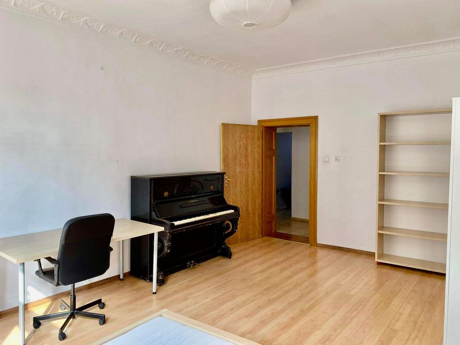 4 pokojowe mieszkanie centrum Katowic, centralne ogrzewanie