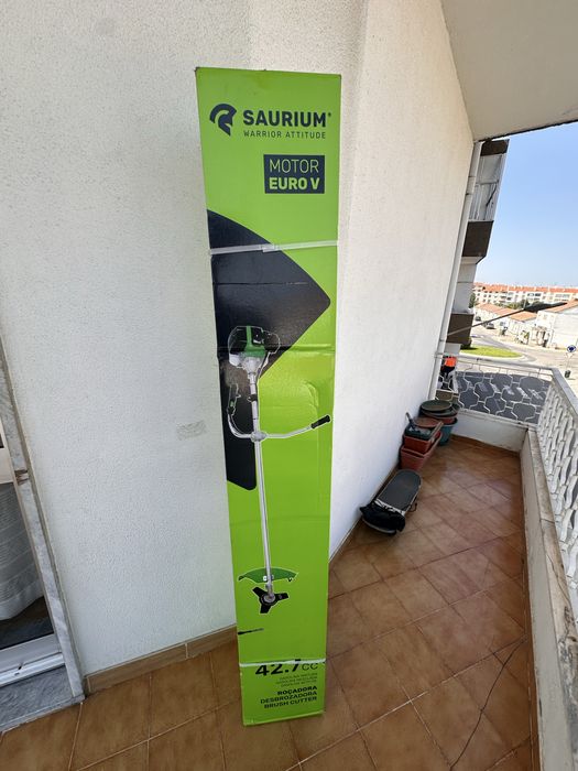 Roçadora a Gasolina Saurium 42.7cc 1.8HP (Euro V) - Nova e Selada na Caixa