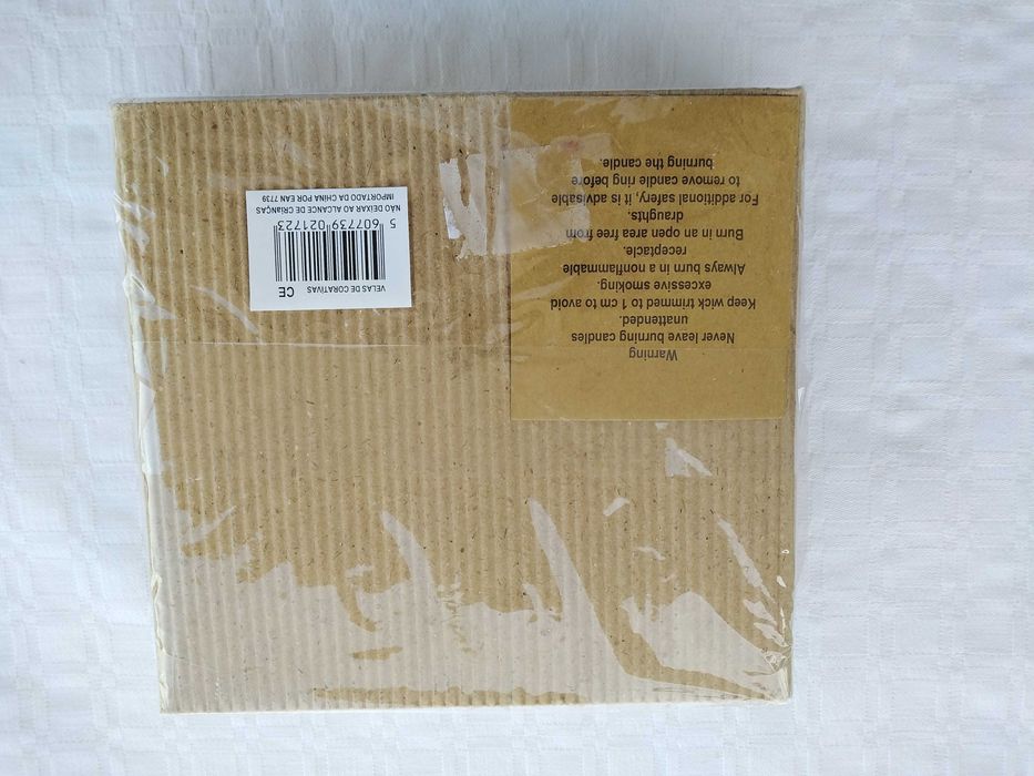 2 Velas com Suporte de Metal