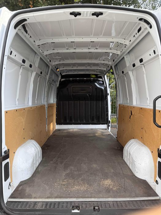 Wypożyczalnia aut, bus dostawczy Opel Movano Bez limitu kilometrów!