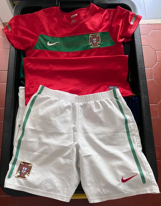 Equipamento Portugal criança