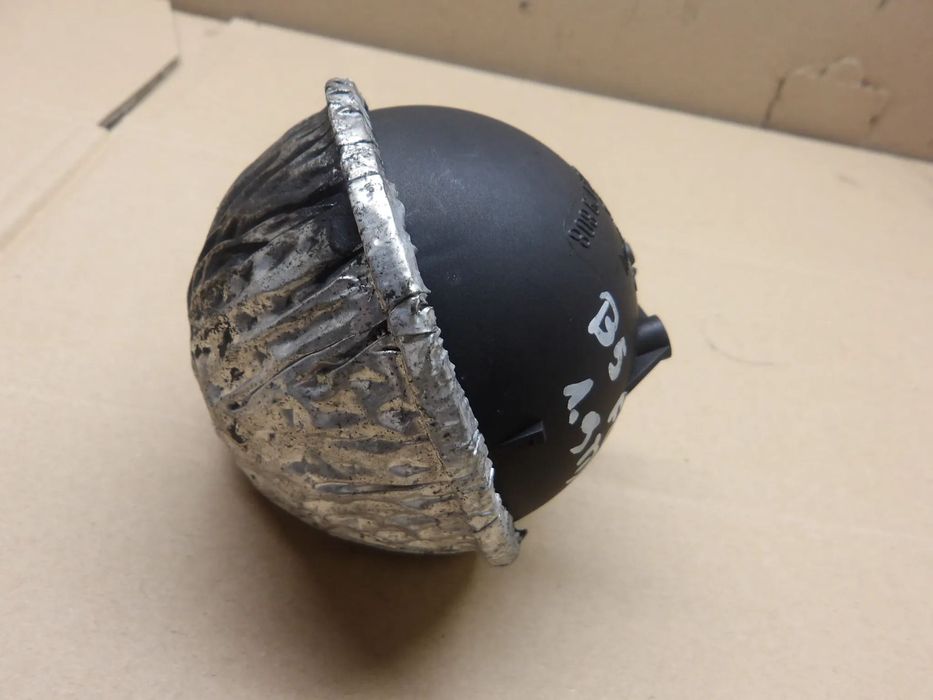 PASSAT B5 FL SEDAN 1.9TDI ZBIORNIK PODCIŚNIENIA 054129808