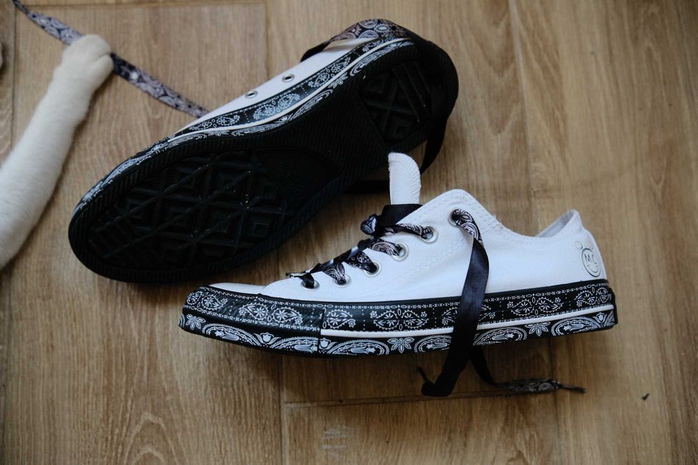 Converse Нові продам