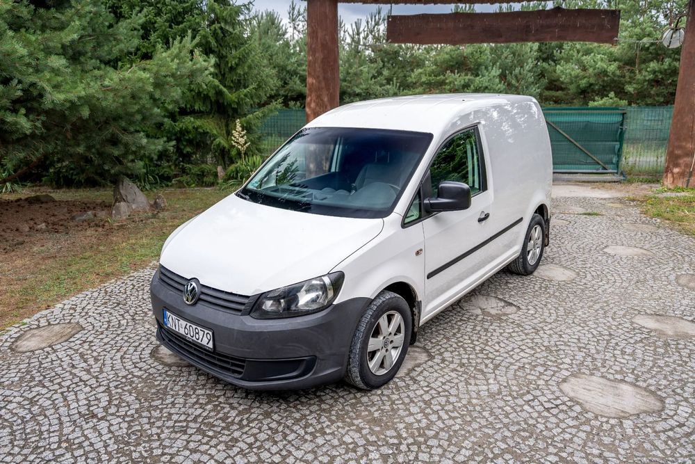 Volkswagen Caddy Furgon (Van) / 1.6 Tdi 75Km / Manual  / Salon Pl