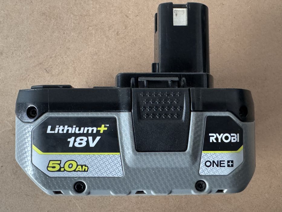 Akumulator ryobi 5.0Ah 18V uzywany