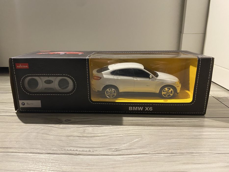 Rastar auto sterowana BMW X6
