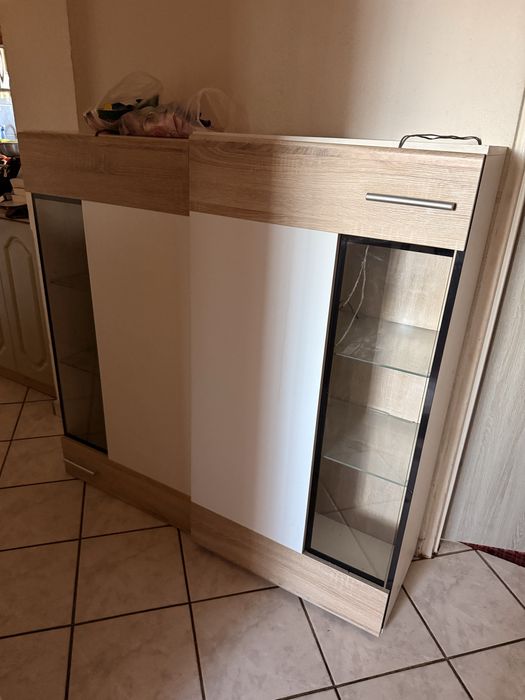 Sprzedam  mebloscianke