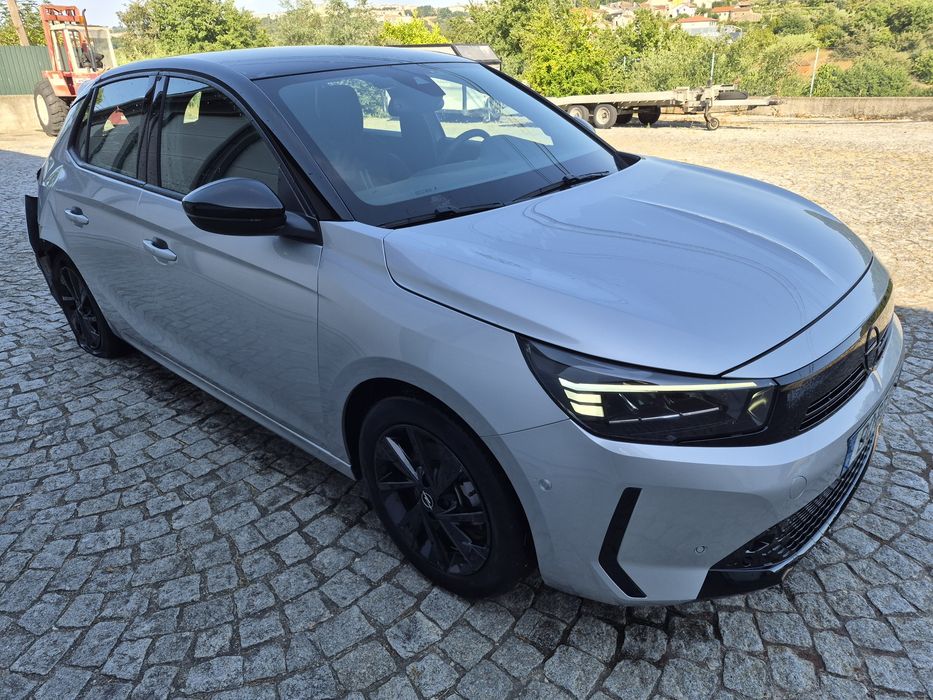 OPEL CORSA 1.2 HYBRID Automático 2025