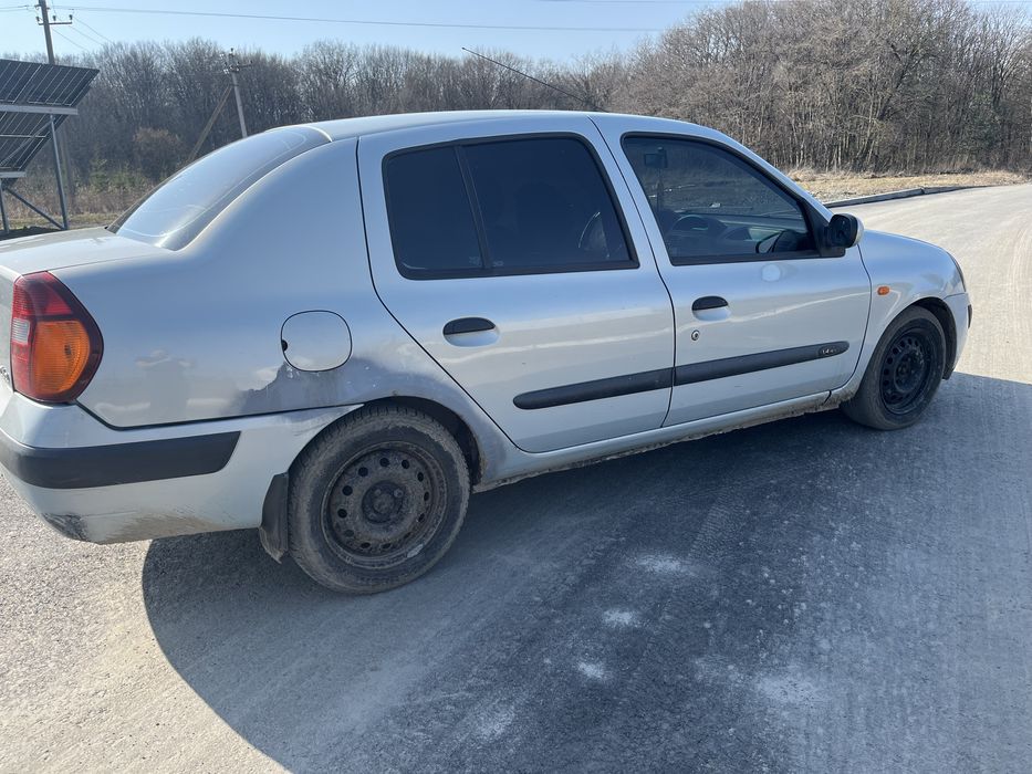 Clio symbol 1.4 2003