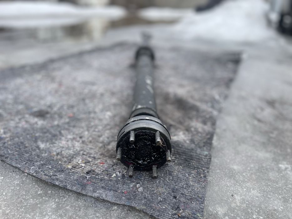 Кардан BMW Е39 Е46 Е60 Е90 кардани бмв  карданний вал акпп мкпп