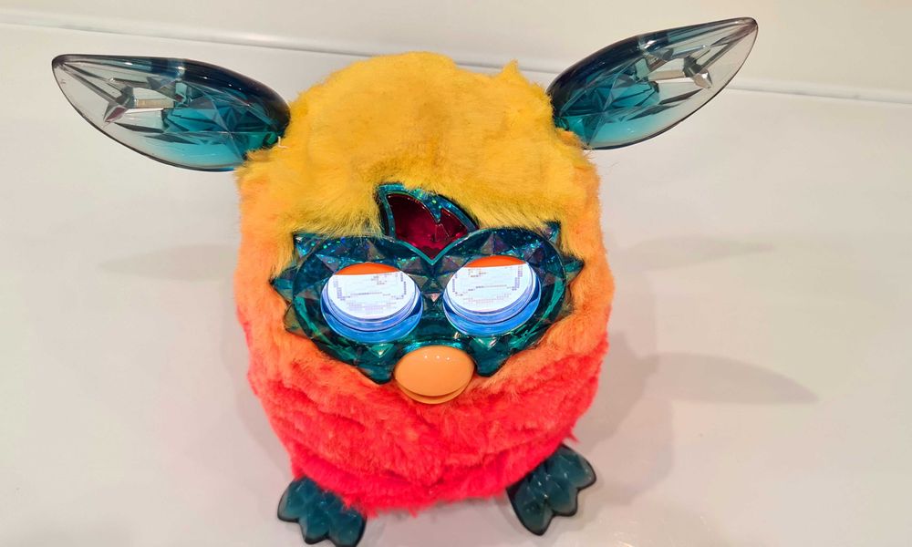 Furby Ferbi Crystal Super Stan