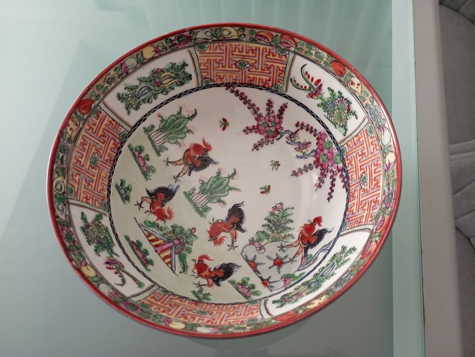 Taça de loiça chinesa