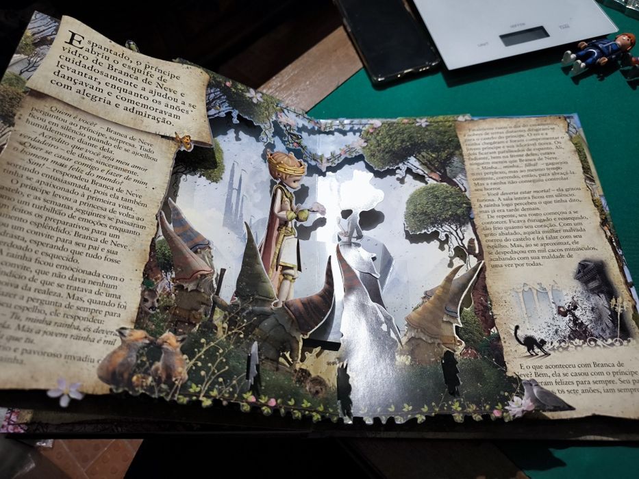 Livro Branca de neve pop-up