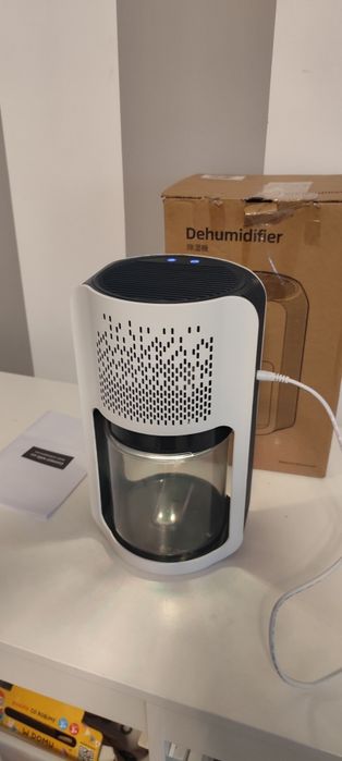 Osuszacz powietrza Dehumidifier DH-CS06
