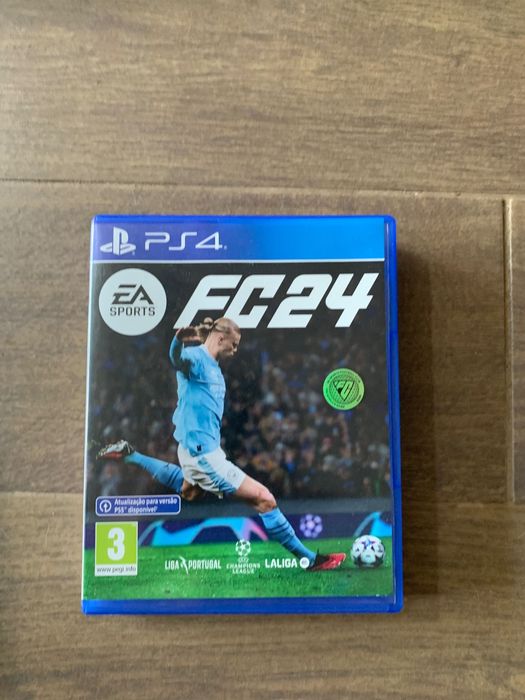 PS4 1TB + dois comandos sem fio +3 jogos (FC24, FIFA24, GT Sport)