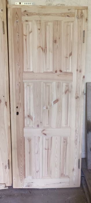 Двері з коробкою