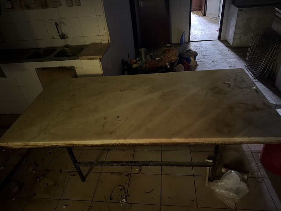 Mesa de marmore retangular 2m por 90cm