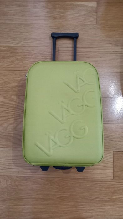 Mala de viagem verde