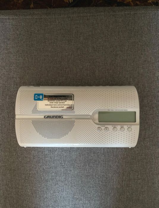 Radio Grundig MUSIC 51 DAB +