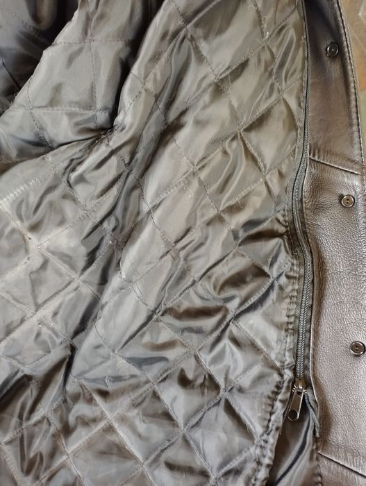 Płaszcz damski skórzany z podpinką i kapturem