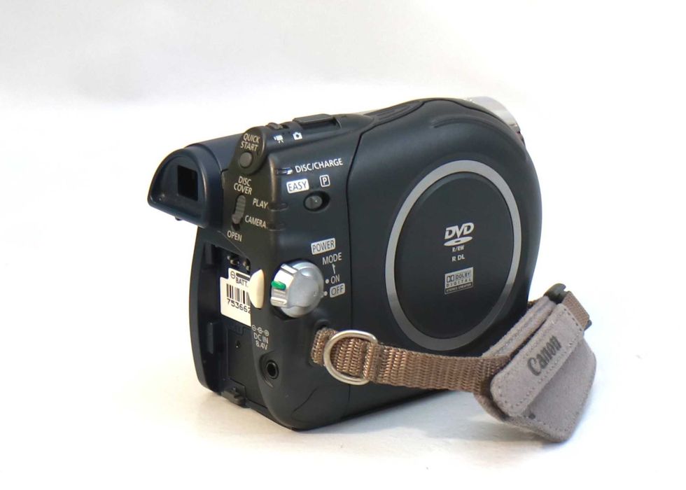 Máquina de filmar Canon DC 310 a funcionar na perfeição