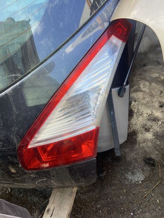 Фара задня фонар стоп Renault Megane 3 хетчбек рено меган 3