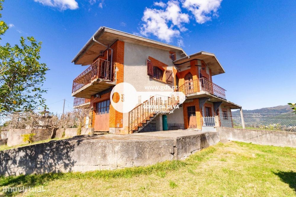 Moradia T3 à Venda em Verim – Junto à Praia Fluvial