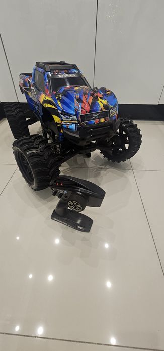 Traxxas x-maxx xmaxx 8s rc nie Arrma Kraton slamed max