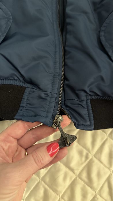 Бомбер , куртка nasa дуже стильний , класний та теплий