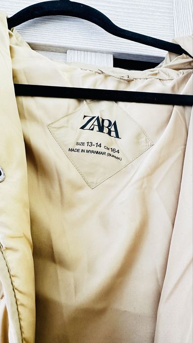 Демісезонний плащик