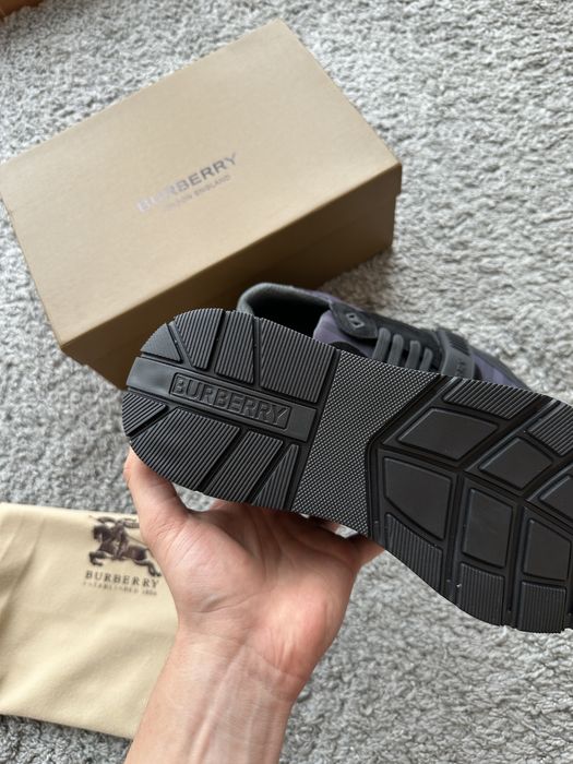 Burberry rumsey black