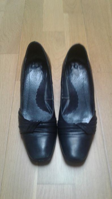 buty damskie czarne nr 36