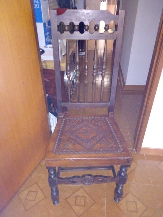 Cadeiras vintage, assento em couro