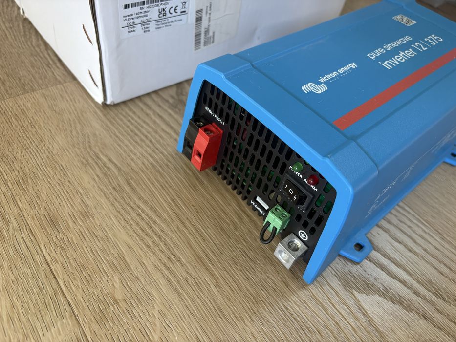 Inversor Victron Energy 12/375