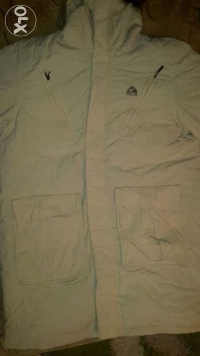 Курточка зимняя мужская