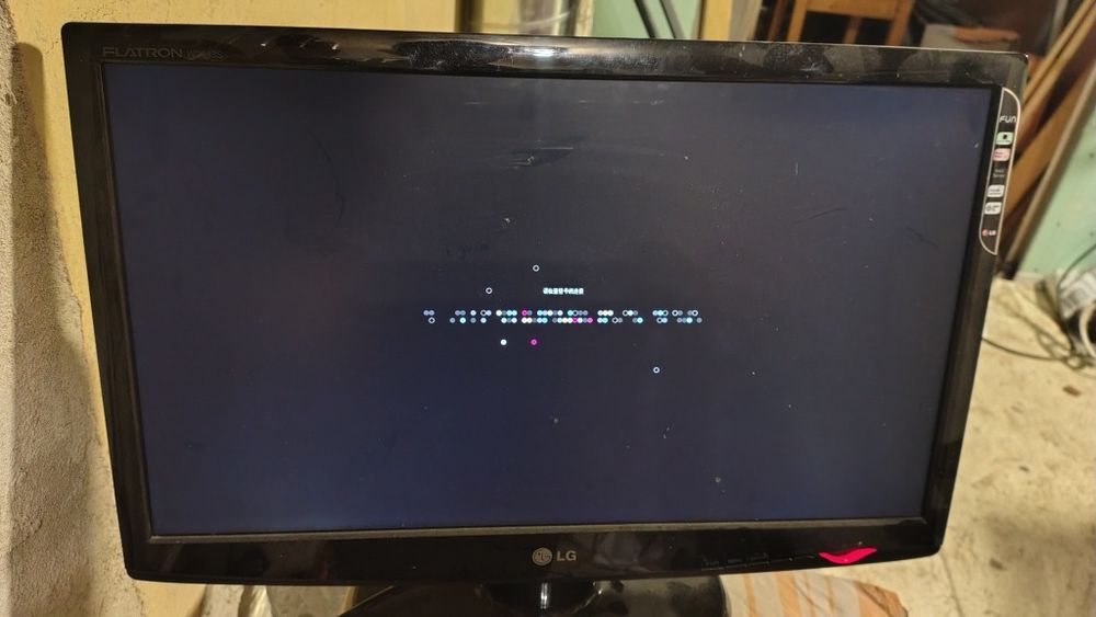 Monitor LG flatron ws2243s VGA 22 cale