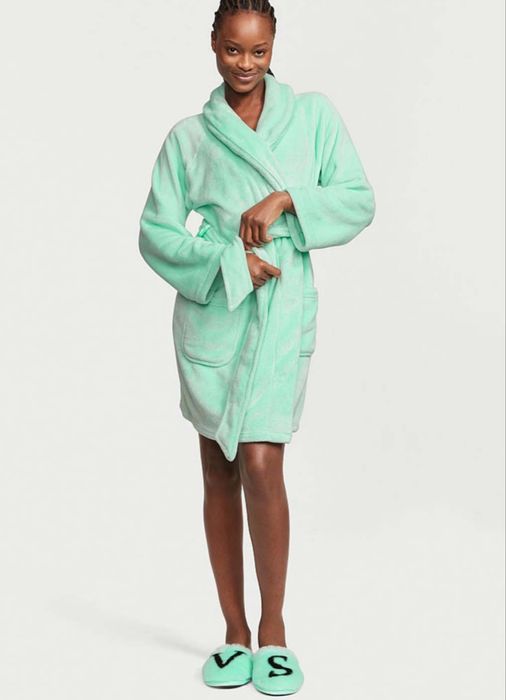 Новий халат victoria secret р.м-л