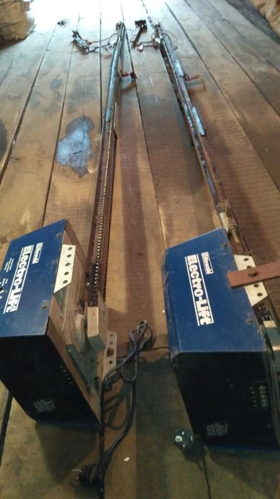 Двигун, Рейка, Привід до гаражних воріт