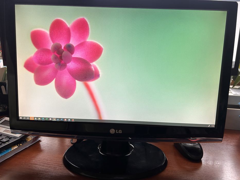 LG Flatron W2253TQ-PF