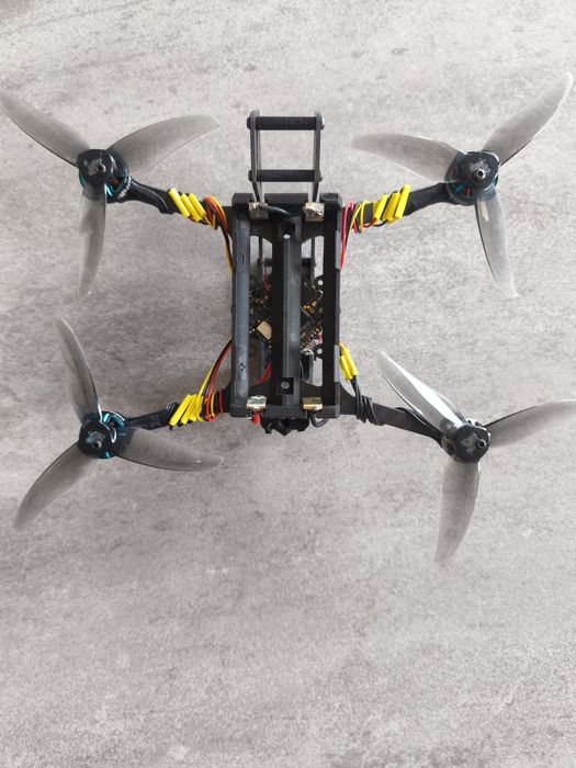 Rama HGLRC Recon35 LR, 3x  1303.5 4500kv , 1x 1205.5 1100kv, BetaFpv