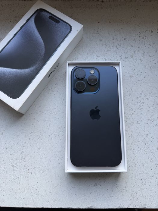iPhone 15 Pro 128gb niebieski (Blue Titanium)