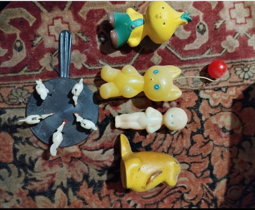 куры на ракетке игрушки Чиполлино