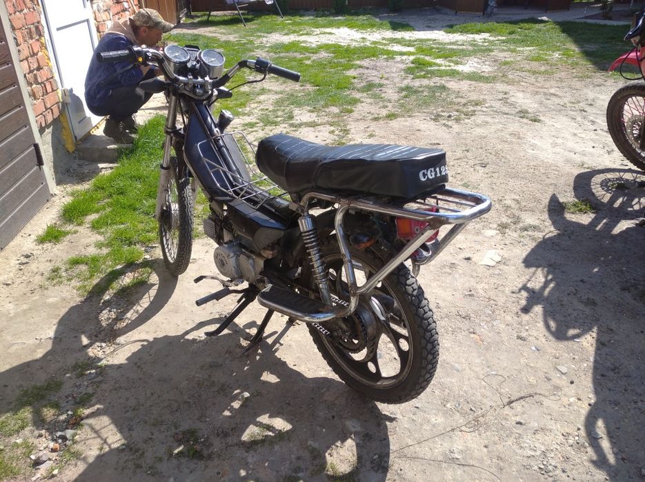 Продам мотоцикл стан нормальний