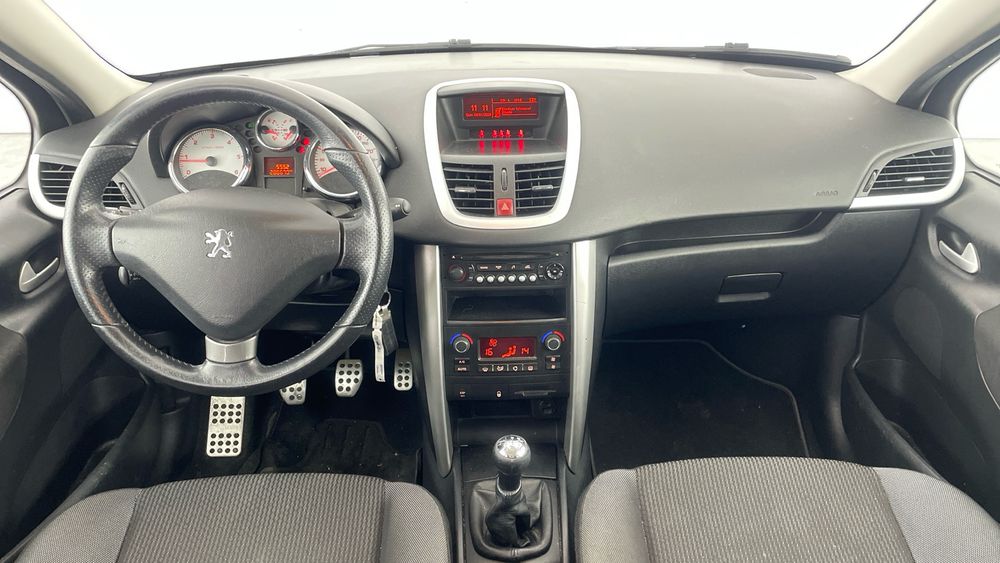 Peugeot 207 1.4 HDI Sportium Nacional 2012