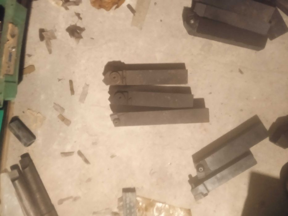 Noże tokarskie składaki