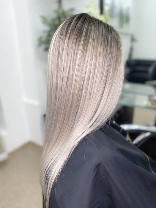 Перукар. Колорист. Стрижки, Аіртач, Шиття сивини. 3D Мелірування