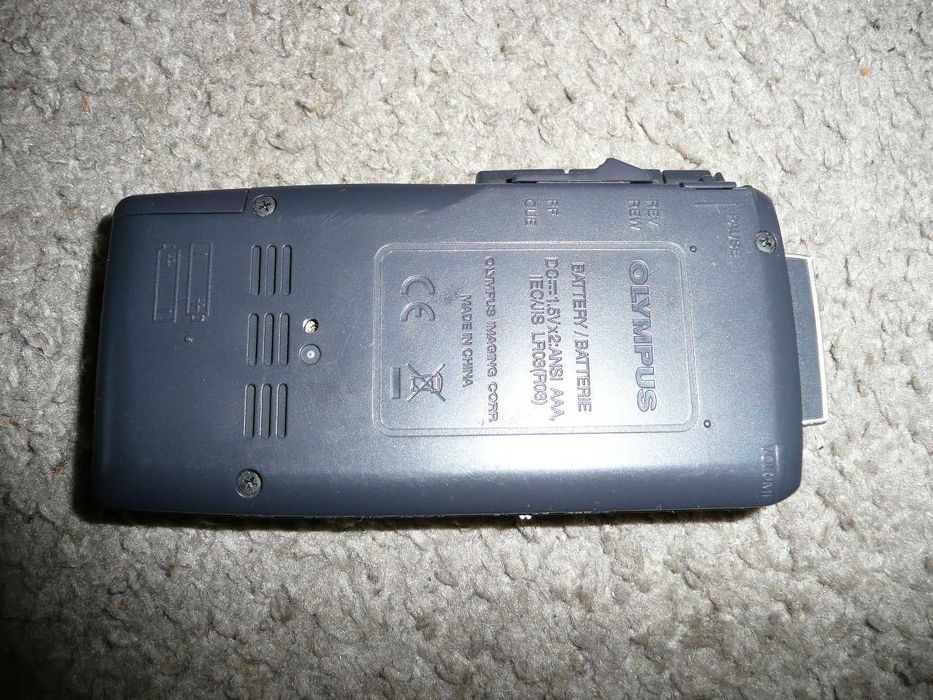 DYKTAFON OLYMPUS  J300 analog + kaseta